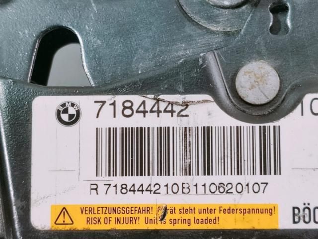 bontott BMW 5 F10 Motorháztető Zárszerkezet