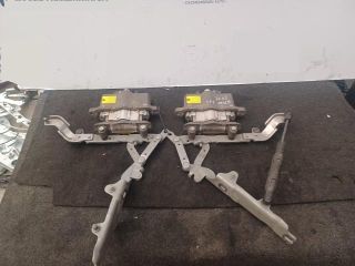 bontott BMW 5 F10 Motorháztető Zsanér Pár