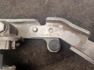 bontott BMW 5 F10 Motorháztető Zsanér Pár