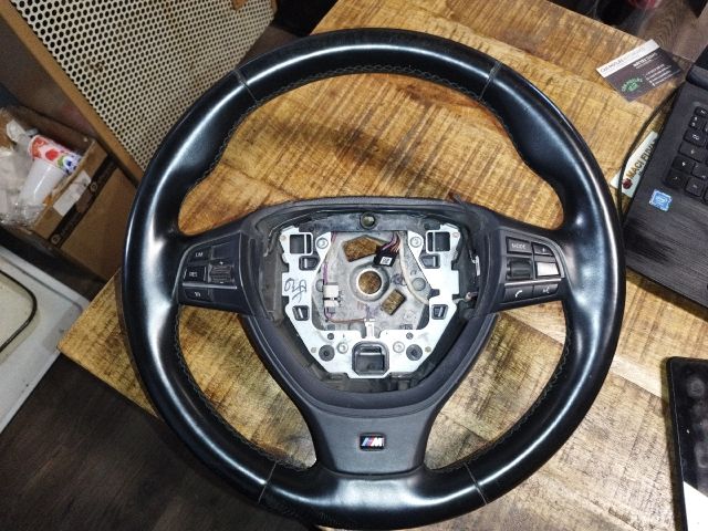 bontott BMW 5 F10 Multikormány