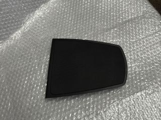 bontott BMW 5 F10 Műszerfal Középső Hangszóró Burkolat