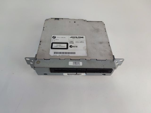 bontott BMW 5 F10 Navigációs Fejegység