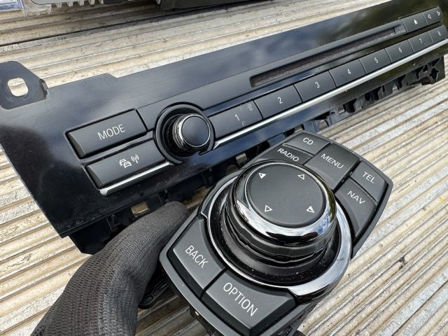 bontott BMW 5 F10 Navigációs Fejegység