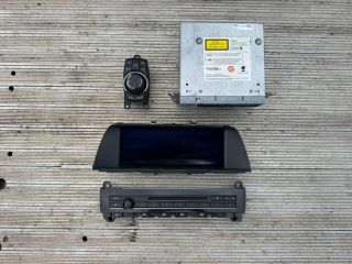 bontott BMW 5 F10 Navigációs Fejegység