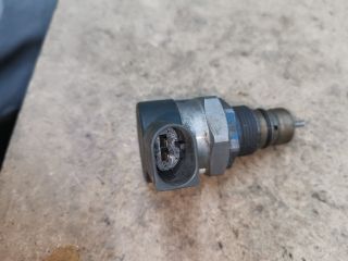 bontott BMW 5 F10 Nyomásszabályzó Szelep