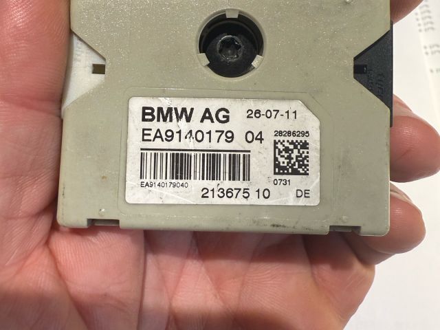 bontott BMW 5 F10 Rádió Zavarszűrő