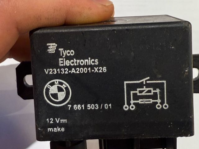 bontott BMW 5 F10 Relé