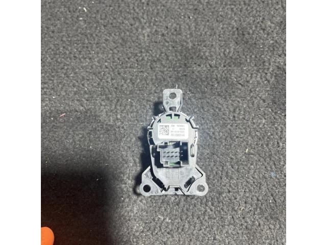 bontott BMW 5 F10 Start / Stop Indító Gomb