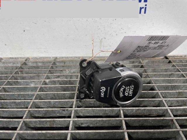 bontott BMW 5 F10 Start / Stop Indító Gomb