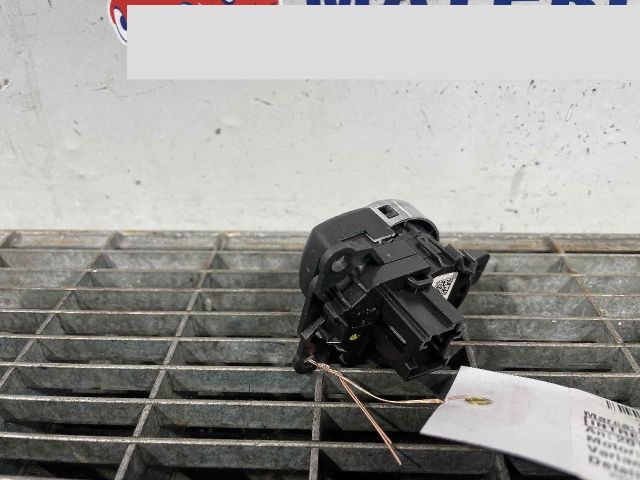 bontott BMW 5 F10 Start / Stop Indító Gomb