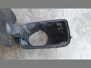 bontott BMW 5 F10 Tankajtó