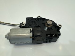 bontott BMW 5 F10 Tetőablak Motor