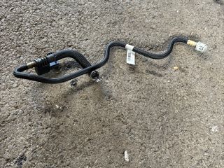 bontott BMW 5 F10 Üzemanyagcső