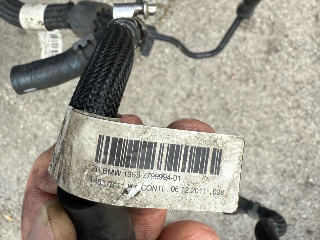 bontott BMW 5 F10 Üzemanyagcső