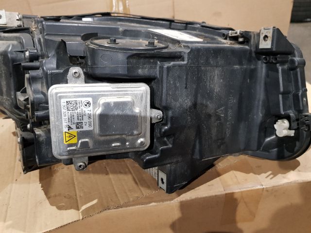 bontott BMW 5 F10 Xenon Fényszóró Pár