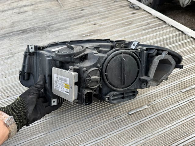 bontott BMW 5 F10 Xenon Fényszóró Pár