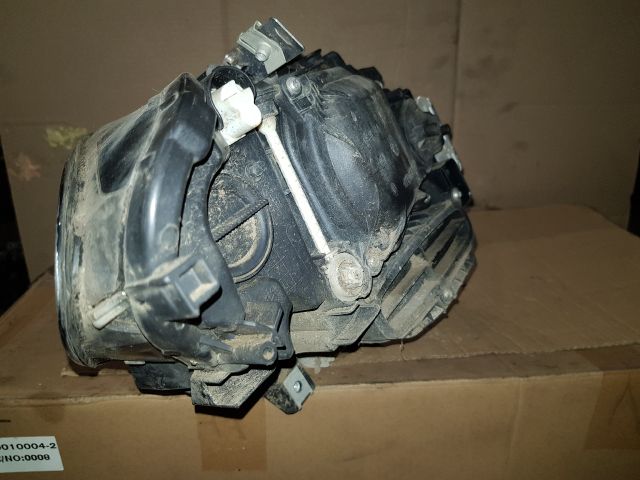 bontott BMW 5 F10 Xenon Fényszóró Pár