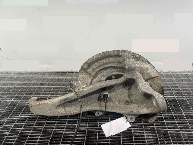 bontott BMW 5 F11 Bal első Csonkállvány