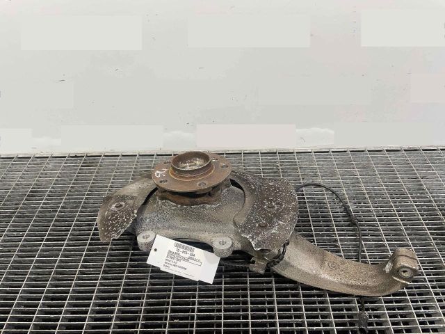 bontott BMW 5 F11 Bal első Csonkállvány