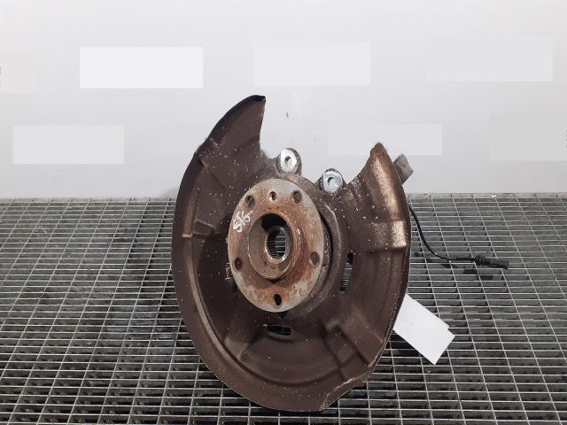 bontott BMW 5 F11 Bal hátsó Csonkállvány