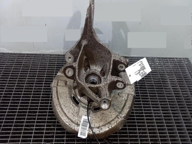 bontott BMW 5 F11 Bal hátsó Csonkállvány