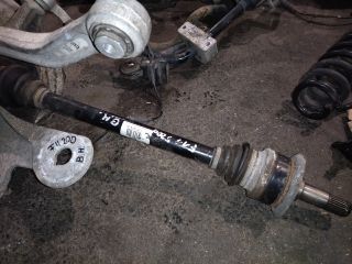 bontott BMW 5 F11 Bal hátsó Féltengely