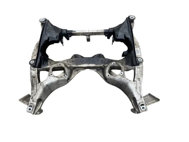 bontott BMW 5 F11 Első Bölcső