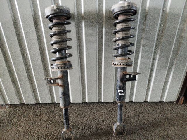 bontott BMW 5 F11 Első Lengéscsillapító Pár