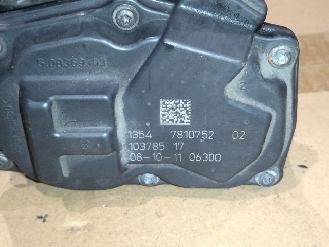 bontott BMW 5 F11 Fojtószelep (Elektromos)