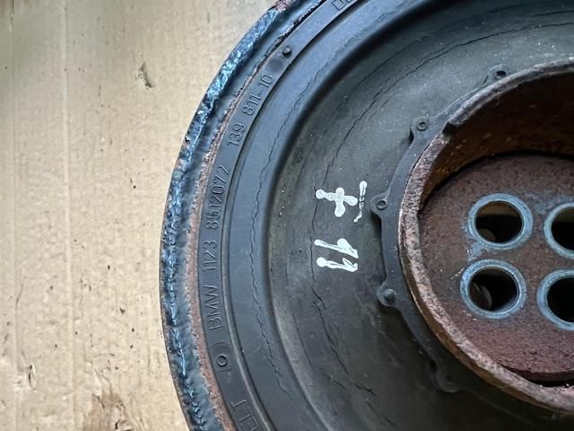 bontott BMW 5 F11 Főtengely Szíjtárcsa