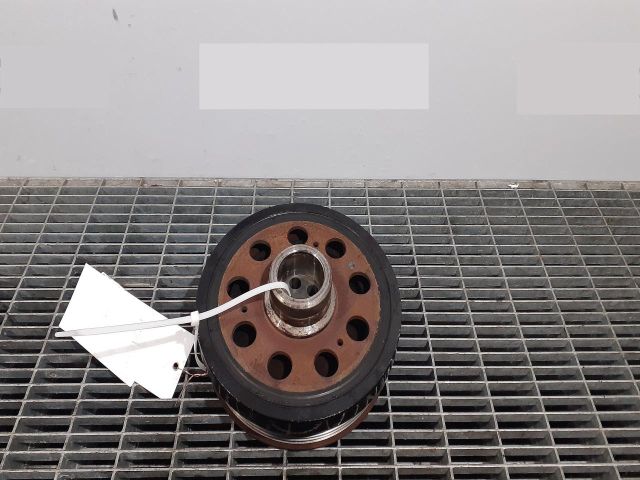 bontott BMW 5 F11 Főtengely Szíjtárcsa