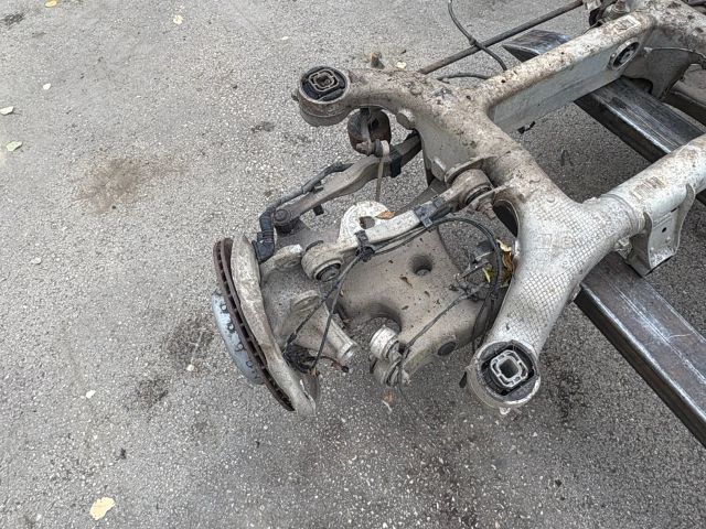 bontott BMW 5 F11 Hátsó Futómű (Részeivel)