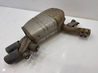 bontott BMW 5 F11 Hátsó Kipufogó Dob