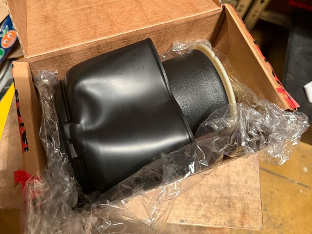 bontott BMW 5 F11 Hátsó Rugó