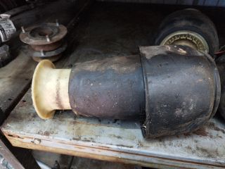 bontott BMW 5 F11 Hátsó Rugó