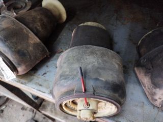 bontott BMW 5 F11 Hátsó Rugó