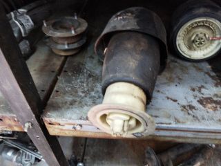 bontott BMW 5 F11 Hátsó Rugó