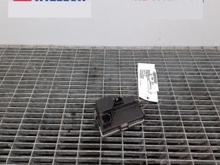 bontott BMW 5 F11 Hűtőventilátor Relé