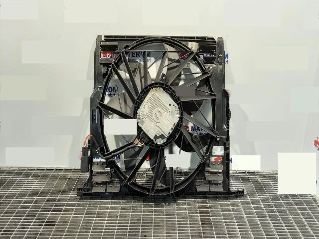 bontott BMW 5 F11 Hűtőventilátor