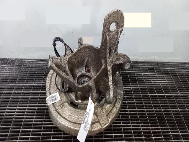 bontott BMW 5 F11 Jobb hátsó Csonkállvány