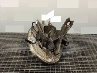 bontott BMW 5 F11 Jobb hátsó Csonkállvány