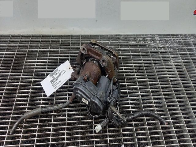 bontott BMW 5 F11 Jobb hátsó Féknyereg Munkahengerrel