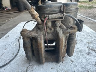 bontott BMW 5 F11 Jobb hátsó Féknyereg Munkahengerrel