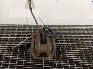 bontott BMW 5 F11 Jobb hátsó Féknyereg Munkahengerrel