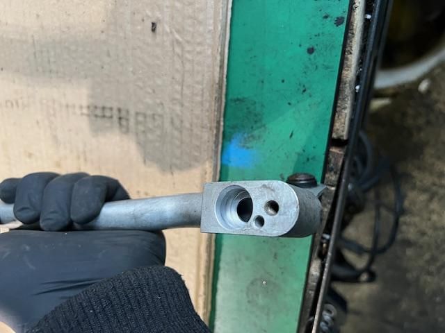 bontott BMW 5 F11 Klíma Cső