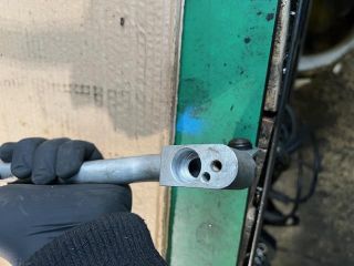 bontott BMW 5 F11 Klíma Cső