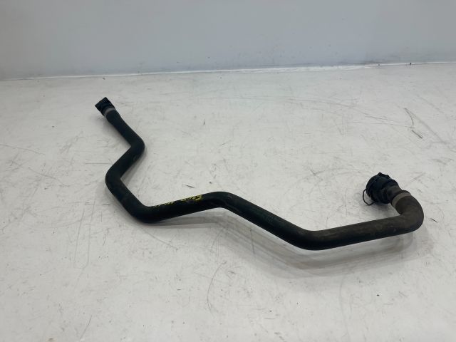 bontott BMW 5 F11 Vízcső