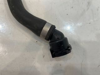 bontott BMW 5 F11 Vízcső