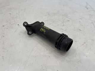 bontott BMW 5 F11 Vízcső