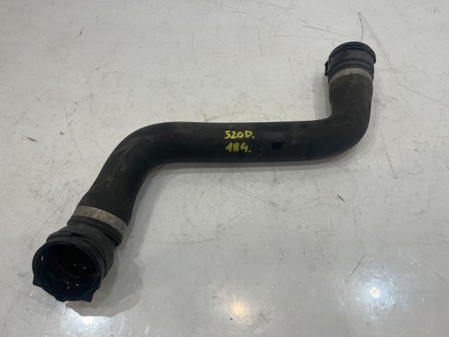 bontott BMW 5 F11 Vízcső